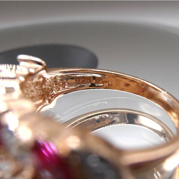 💖 Ross-Simons 925 Simulated Ruby & CZ Leaf Ring – Sz 7.5 – Elegant Sparkle - Picture 6 of 6